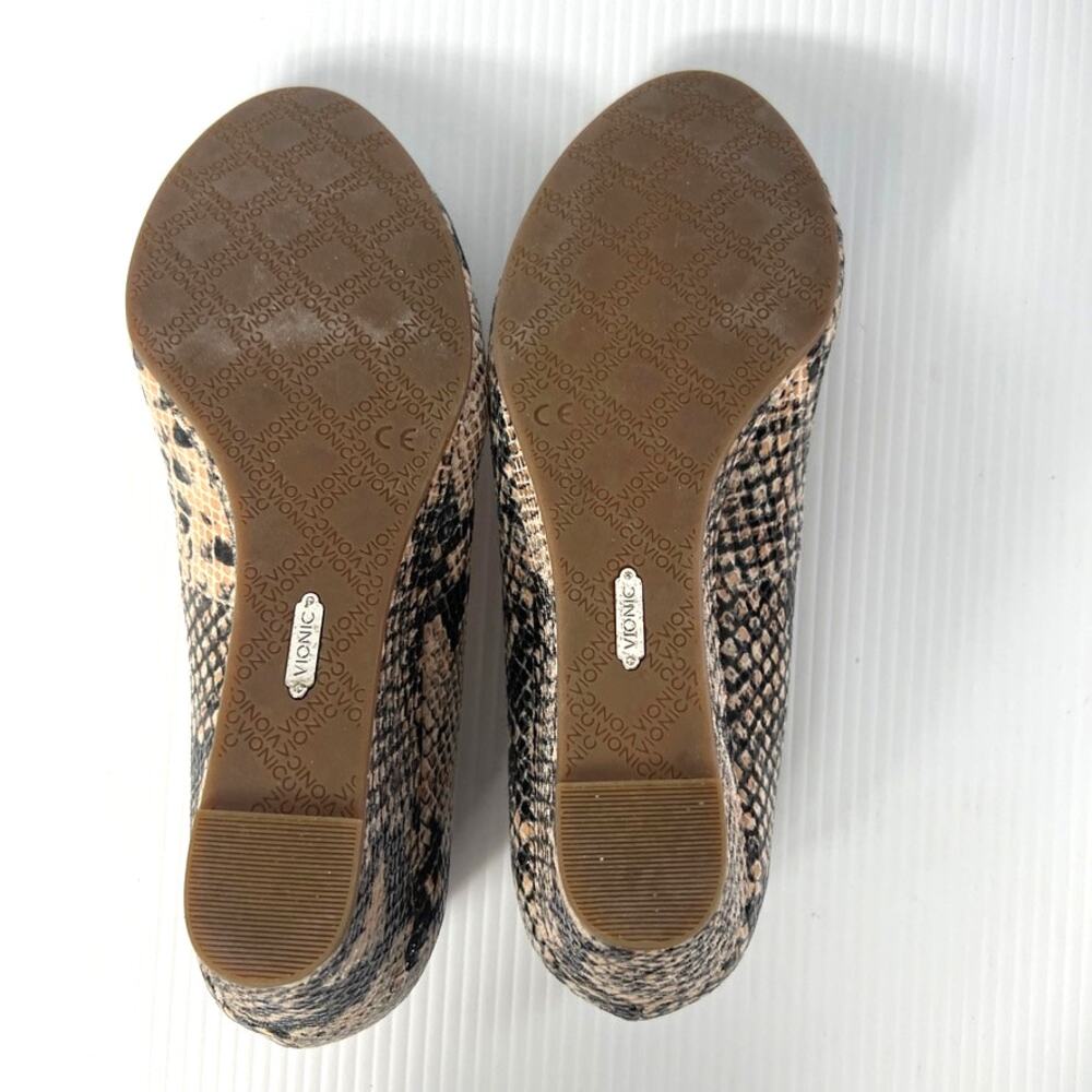 Vionic Antonia Embossed Leather Close Toe Wedges Snakeskin Print Women Size 7.5 - Picture 6 of 8